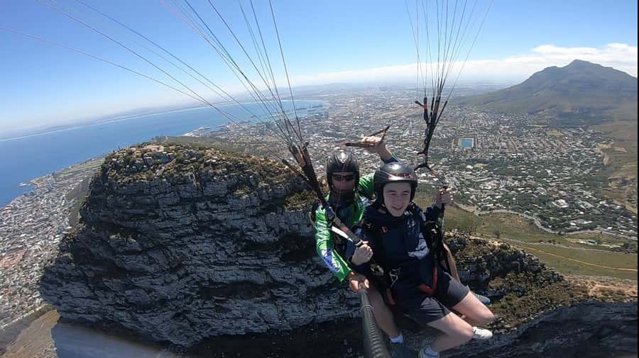 Cape Town: Tandem Paragliding with views of Table Mountain - Landing and the Post-Flight Wrap-Up: Easy Exit, Real Convenience