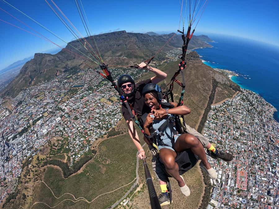 Cape Town: Tandem Paragliding with views of Table Mountain - Timing, Weather, and Day-of Flexibility in Cape Town