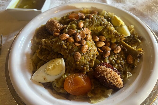 Casablanca City Night Tour and Traditional Moroccan Dinner - Old Medina (Casablanca): A Short, Guided Night Stroll