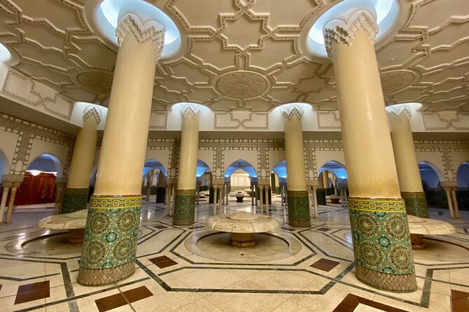 Casablanca City Tour with Hassan II mosque ticket - Arab League Park and Mohamed V Square: quick resets, good photo points