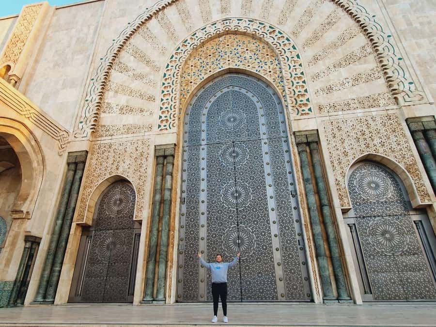 Casablanca Full-Day City Tour with round-trip hotel transfer - United Nations Square and the Art Deco/colonial feel