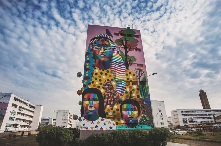 Casablanca Full-Day City Tour with round-trip hotel transfer - Central Marketplace: shop with a plan, not a guess