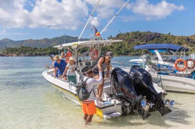 Curieuse and St. Pierre Islands Day Trip with BBQ Lunch - Pickup to Marina: How Your Day Gets Going Smoothly