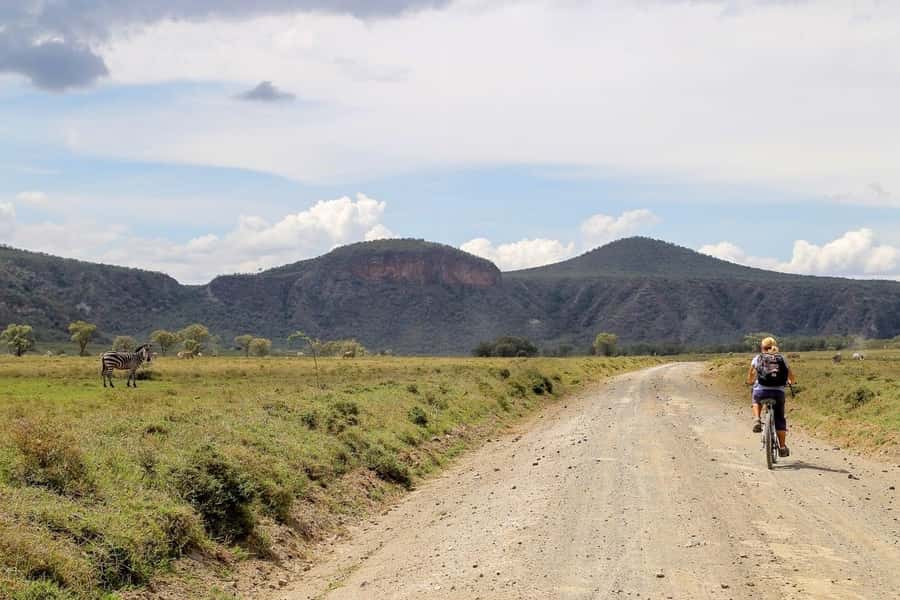 Day Trip: Hell's Gate Bike Ride & Lake Naivasha Boat Ride - Nairobi Drive and the Rift Valley Photo Stop