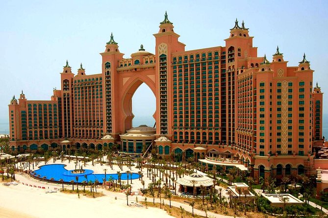 Desert Safari, City Tour & Dhow Cruise in Marina Enjoy In Dubai - Burj Khalifa and Dubai Museum: “eyeshot” value vs. deep visits