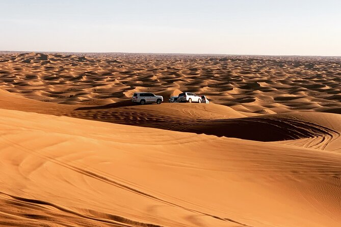 Desert Safari Dubai - Drinks and dinner: included comfort that changes the whole mood
