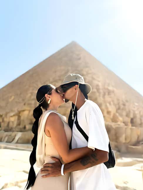 Discover Cairo: Pyramids, Museum & Sphinx Tour from Hurghada - Cairo from Hurghada: the early start and long day reality