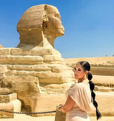 Discover Cairo: Pyramids, Museum & Sphinx Tour from Hurghada - The ride to Giza: air-conditioned comfort and pacing stops