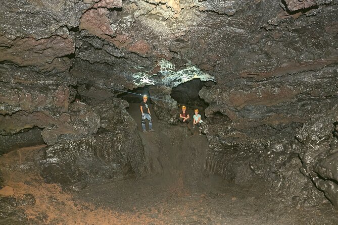 Discovery of the lava tubes 2004 of Piton de la Fournaise - Price and value: what $81.10 buys you on Réunion
