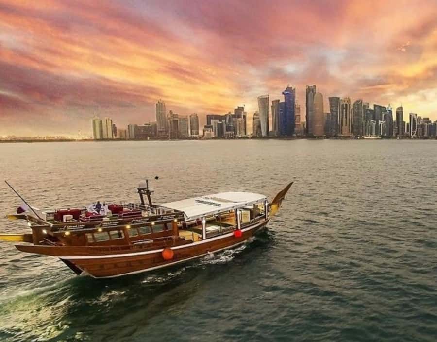 Doha: Arabic Dhow Cruise with Dinner, Tea & Coffee - What to bring (and what to skip) so the cruise stays easy