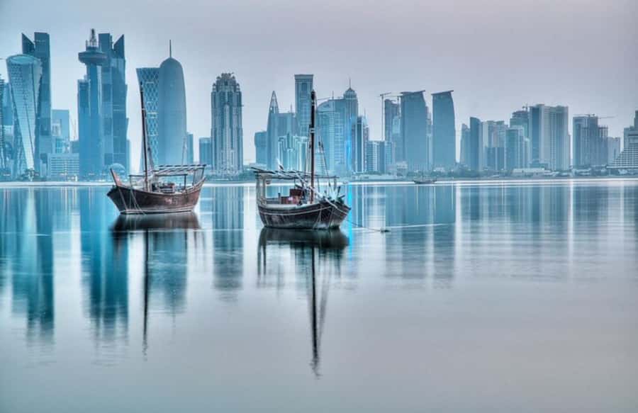 Doha: Cultural Dhow Harbor Cruise with Optional Tea & Dinner - Entering the Dhow: The feeling of a short Doha cruise