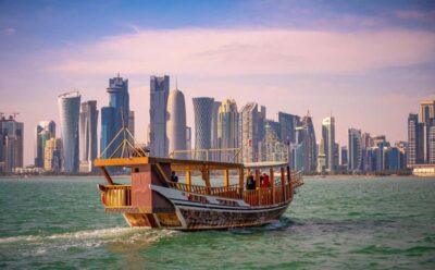 Doha: Evening Dhow Cruise with Box Park, Corniche & Pearl - Corniche and skyline lighting: the photo-friendly part of Doha