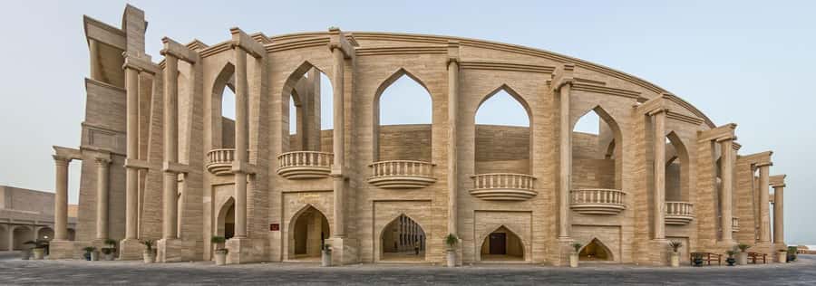 Doha: Guided City Tour to Souq Waqif, Katara, & Pearl-Qatar - Pearl-Qatar: Manmade Island Views And Skyscraper Contrast