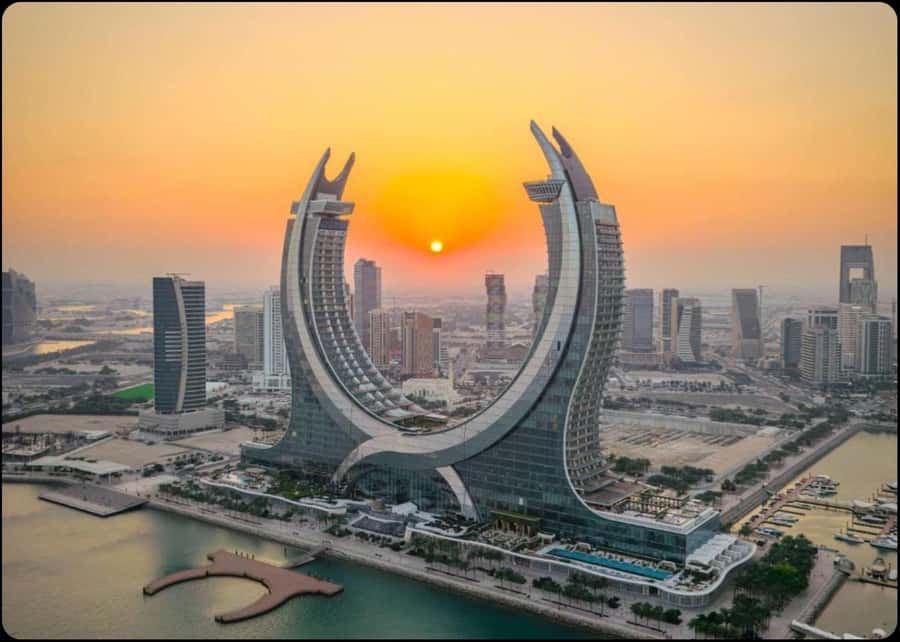 Doha: Guided City Tour with Airport or Hotel Pickup - Pickup in Doha: the easy start that saves your energy