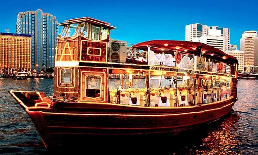 Dubai: 2-Hour Evening Dhow Cruise and Dinner - From your hotel to the pier: the part that saves real energy