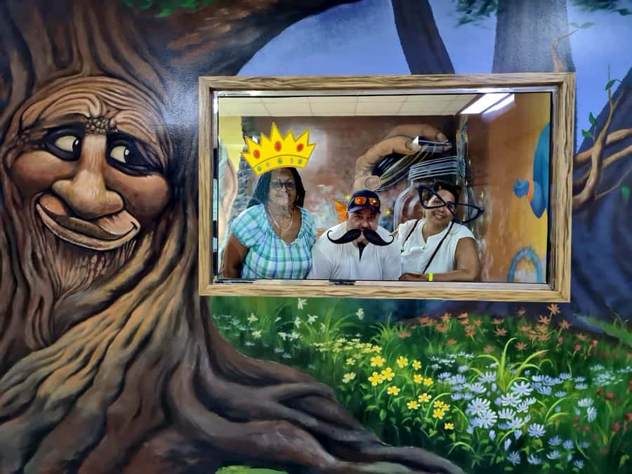 Dubai: 3D World Trick-Art Selfie Museum Entrance - Timing and pacing: plan your day around photo time