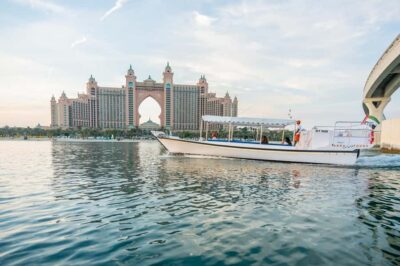 Dubai: Abra Boat Tour in Atlantis, Palm, Ain Dubai & Marina - Getting to the boat: Dubai Marina Harbour makes it easy