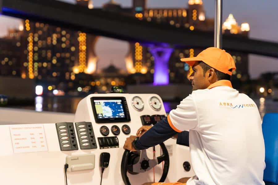 Dubai: Abra Boat Tour in Atlantis, Palm, Ain Dubai & Marina - Swimming and anchoring: fun, but only where allowed
