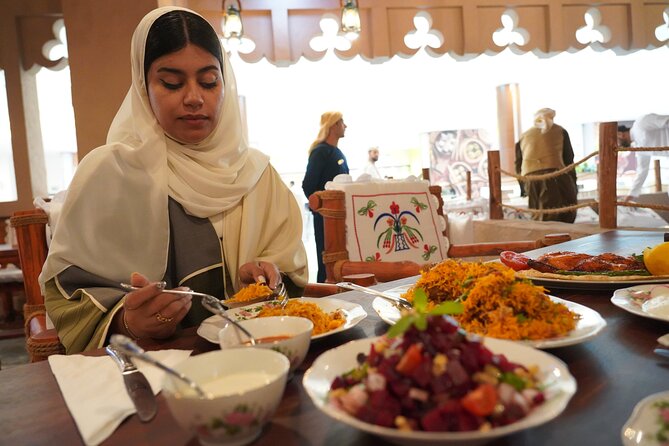 Dubai: Abu Dhabi Trip with Lunch at Al Khayma Heritage Restaurant - Lunch at Al Khayma Heritage Restaurant: a needed reset