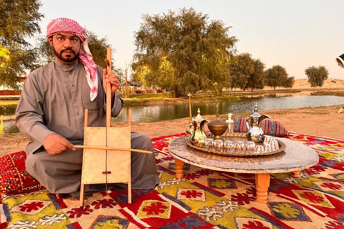 Dubai: Al Marmoom Oasis Vintage Safari: Camels, Stargazing & Meal - The 6-course Bedouin dinner: what you should expect