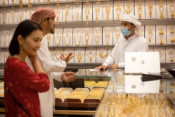 Dubai Aladdin Tour: Souks, Creek, Old Dubai and Tastings - Souk Al Seef: a fast way to see old-style streets and Creek views