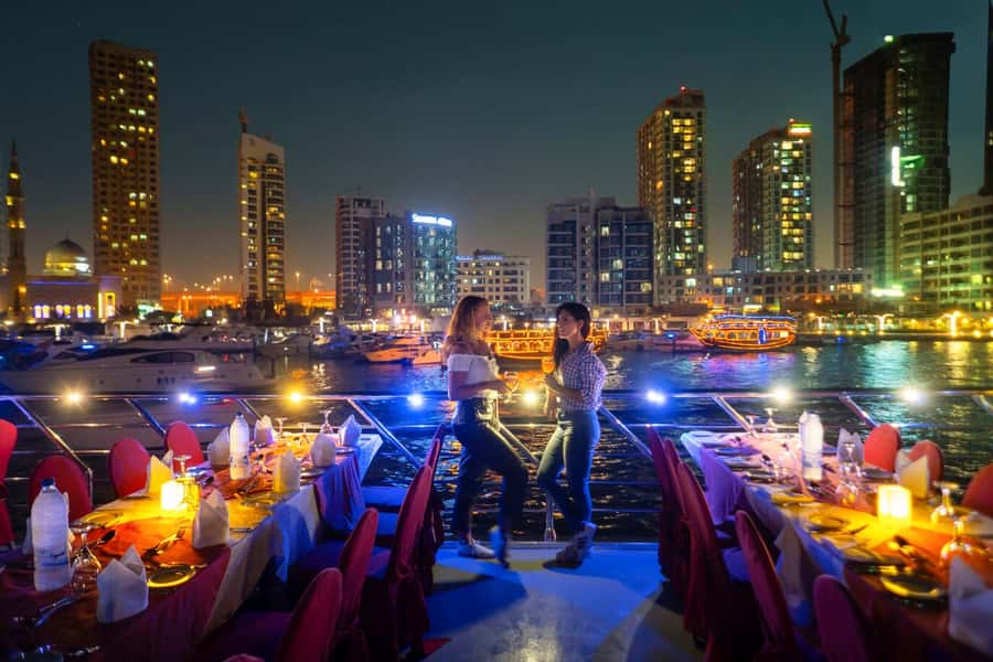 Dubai: Big Bus Panoramic Night Tour & Optional Dinner Cruise - Key things you’ll notice