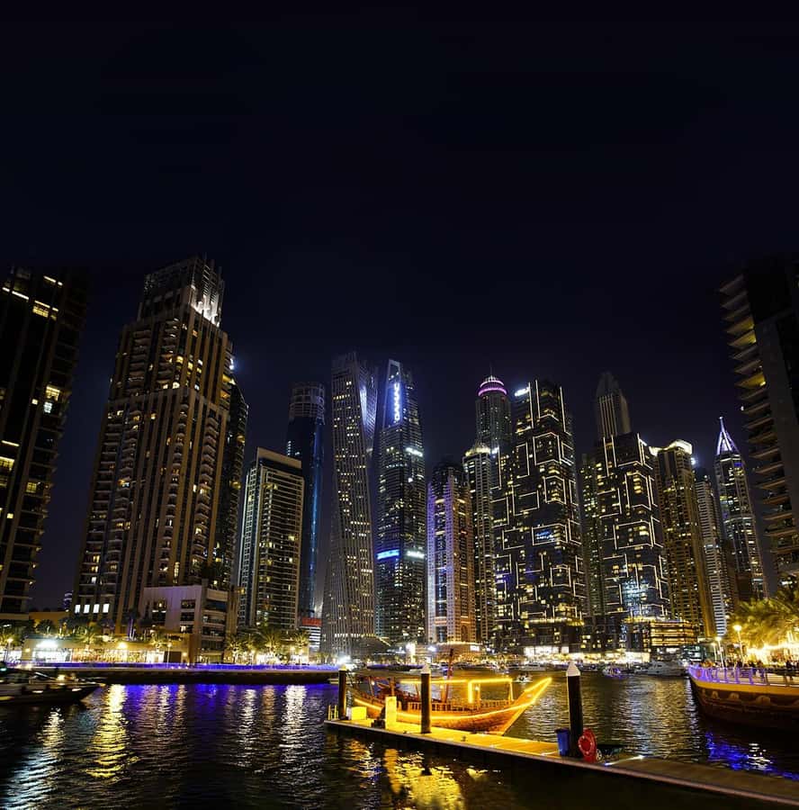 Dubai: Big Bus Panoramic Night Tour & Optional Dinner Cruise - Traditional dhow dinner cruise: the practical version of a “special night”