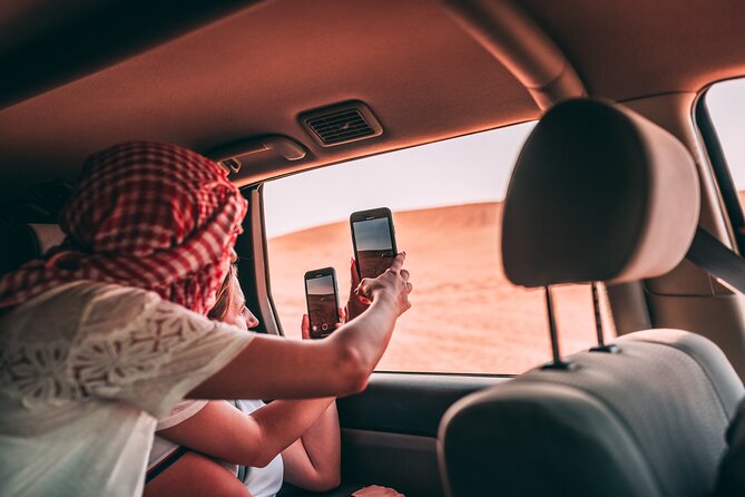 Dubai Desert Safari, Camel Ride, Shisha, Henna, Live BBQ & Shows - BBQ dinner and live entertainment: the night’s big payoff
