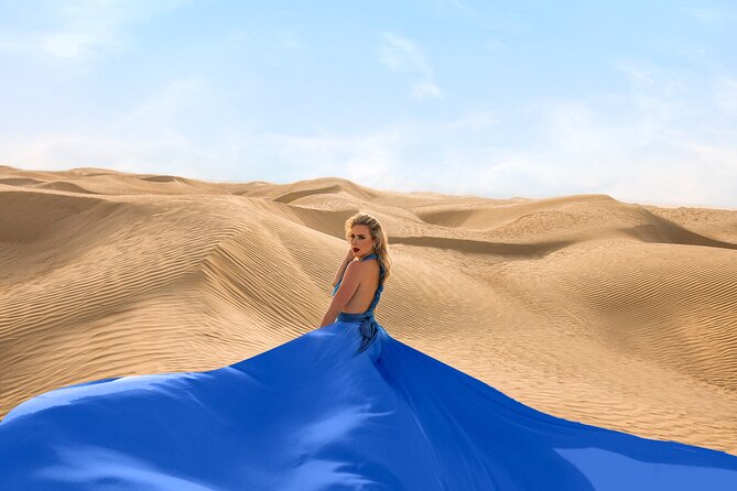 Dubai Flying Dress Private Photoshoot in the Desert - Photo delivery: originals within 24 hours, then retouched picks