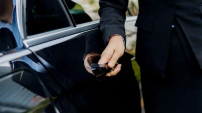 Dubai: Full-Day Private Car and Driver Hire - Price and value: $108 for up to 6 people