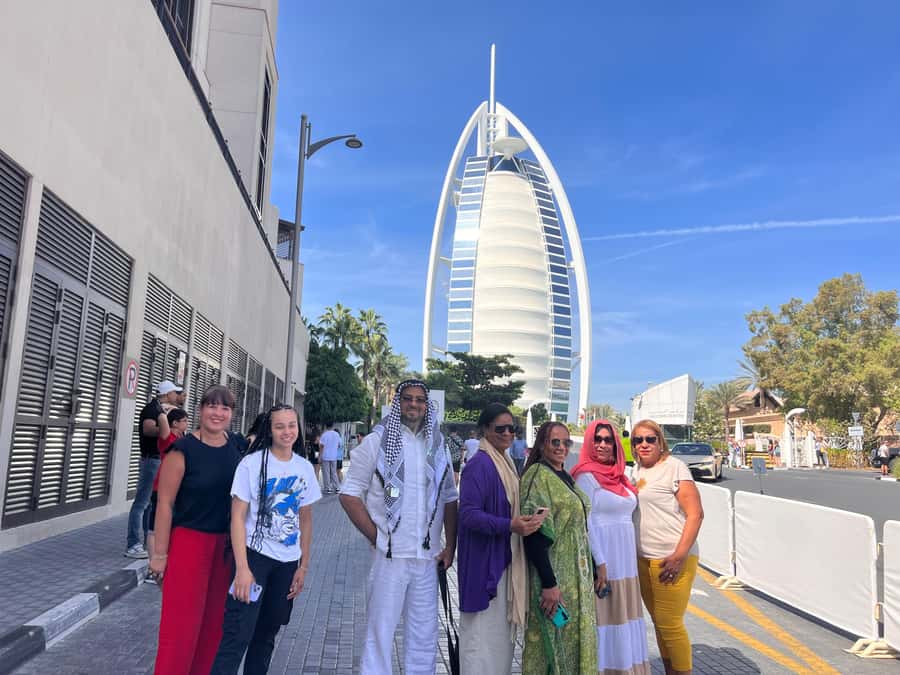 Dubai: Future Museum, Burj Al Arab, and Dubai Frame Tour - A 4-hour plan that covers the Dubai you keep seeing online