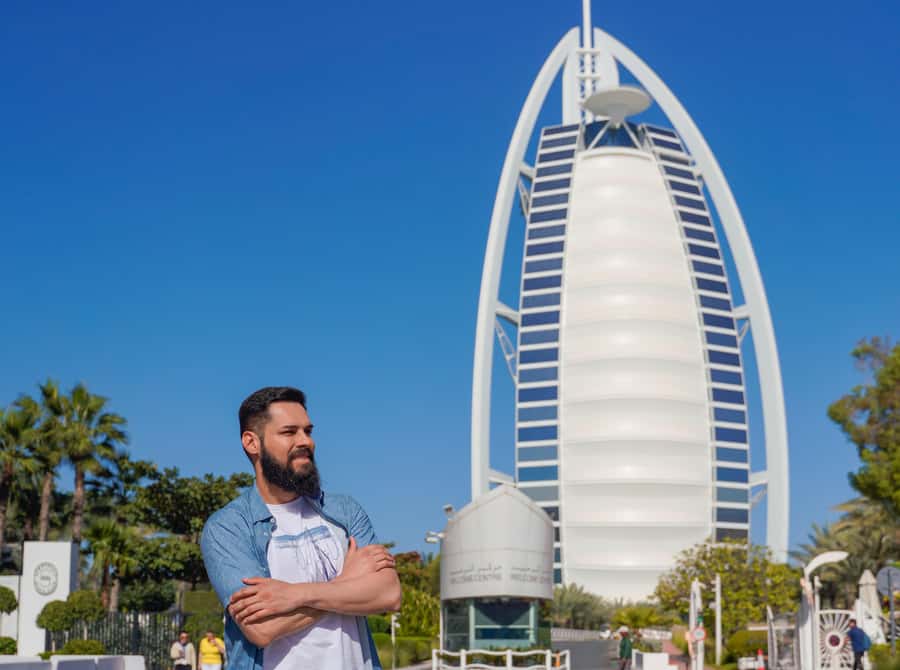 Dubai: Half-Day City Tour with Blue Mosque, Creek, and Souks - Blue Mosque (Al Farooq Omar Bin Al Khattab Mosque): where the details matter