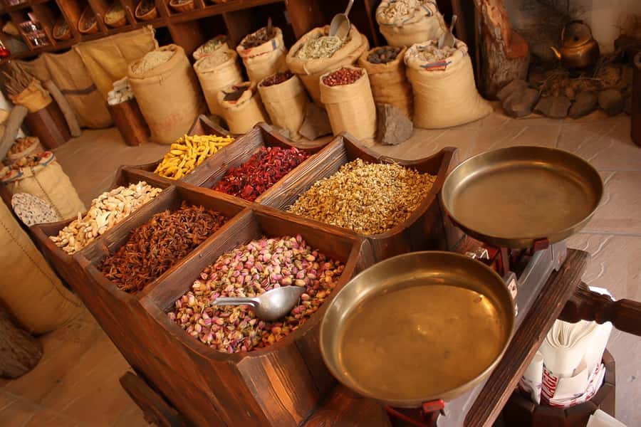 Dubai Heritage & Burj Khalifa Experience - Al Bastakiya Area: Walking Through the Old Town Texture