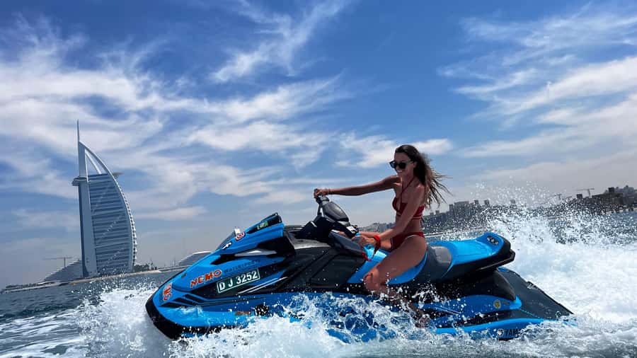 Dubai: Jet Ski to Atlantis with Videos, Photos and Ice Cream - Photos and videos: how you get your memories without losing your phone time