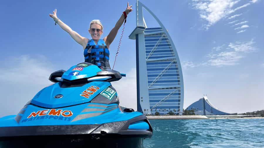 Dubai: Jet Ski to Atlantis with Videos, Photos and Ice Cream - Safety briefing first, then the first landmark run
