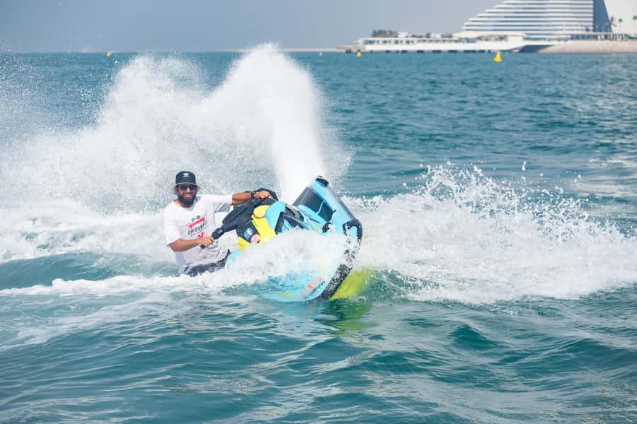 Dubai: Jet Ski to Atlantis with Videos, Photos and Ice Cream - Burj Al Arab photo stop: the sail-shaped icon up close
