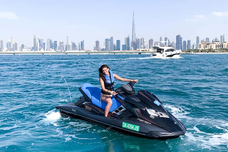 Dubai: Jetski Ride up to 2 People with Photos & Refreshments - Key highlights worth planning for