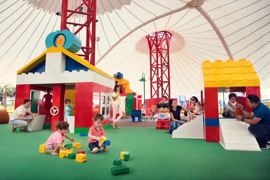 Dubai: LEGOLAND® Theme Park Entry Ticket - Indoor and outdoor attractions: beating the Dubai heat without losing the fun