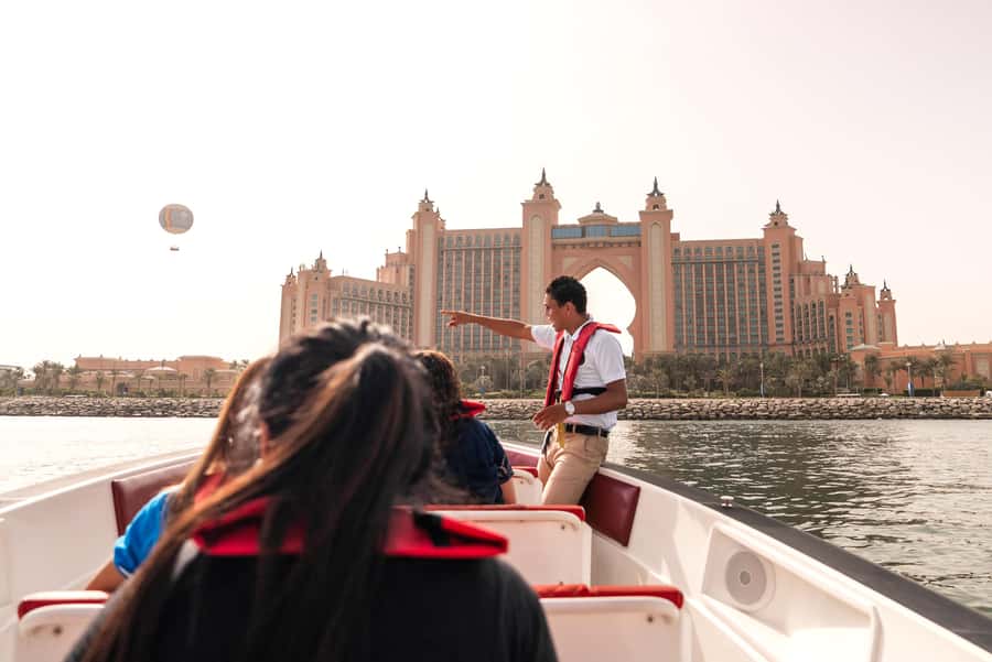 Dubai Marina: 1-Hour Luxury Sightseeing Speedboat Tour - Entering Dubai Marina: where the trip starts and what to look for