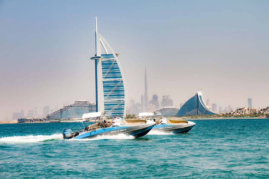 Dubai: Marina Private Boat Tour & Palm Jumeirah Sightseeing - Price and value: is $184 per group worth it?