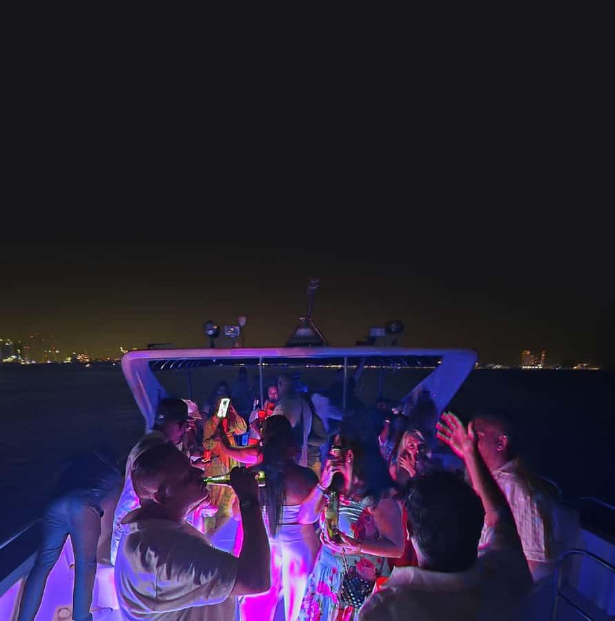 Dubai: Marina Yacht Party with BBQ, Unlimited Drinks and DJ - Value check: is $89 worth it?
