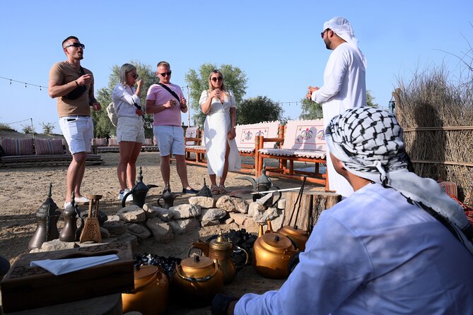 Dubai: Morning Safari by Vintage G Class & Al Marmoom Experience - Timing, Heat, and Keeping the Morning Comfortable