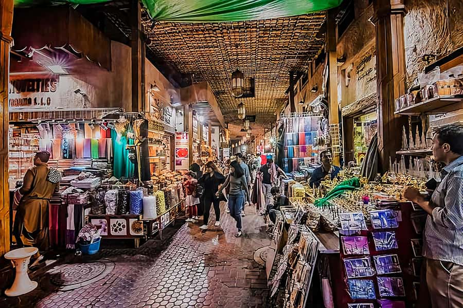Dubai: Old to New Dubai Private Half-Day Sightseeing Tour - Al Seef, Al Bastakiya, and the Fort area: walking Old Dubai with context