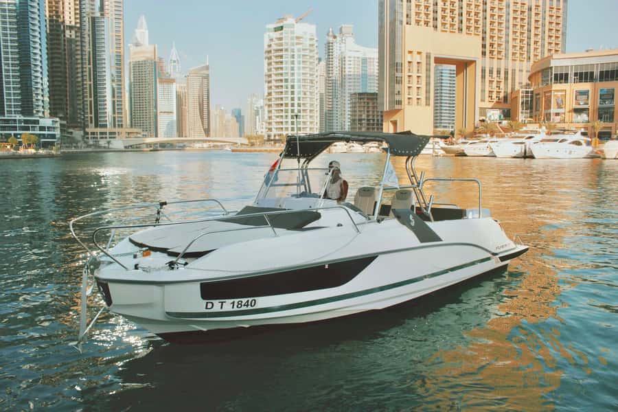 Dubai: Private Sea Escape Cruise - Swim, Tan & Sightsee - The 1-Hour Route: Dubai Marina, JBR, and Dubai Eye Views