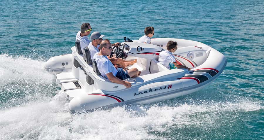 Dubai: Private Self-Drive SeaKart Jet Ski Boat Tour - Why the SeaKart drive-it-yourself format is such a good Dubai match