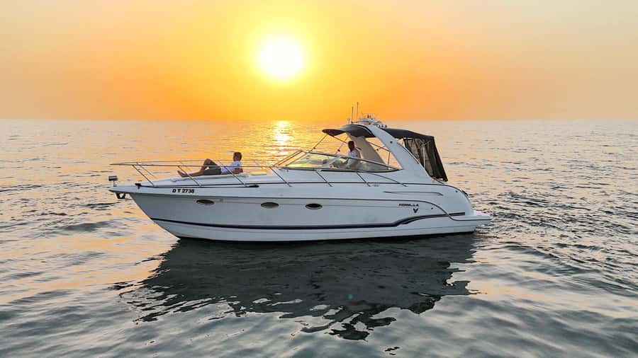 Dubai: Private Yacht Cruise for Unforgettable Memories - Why a sunset yacht changes how Dubai feels