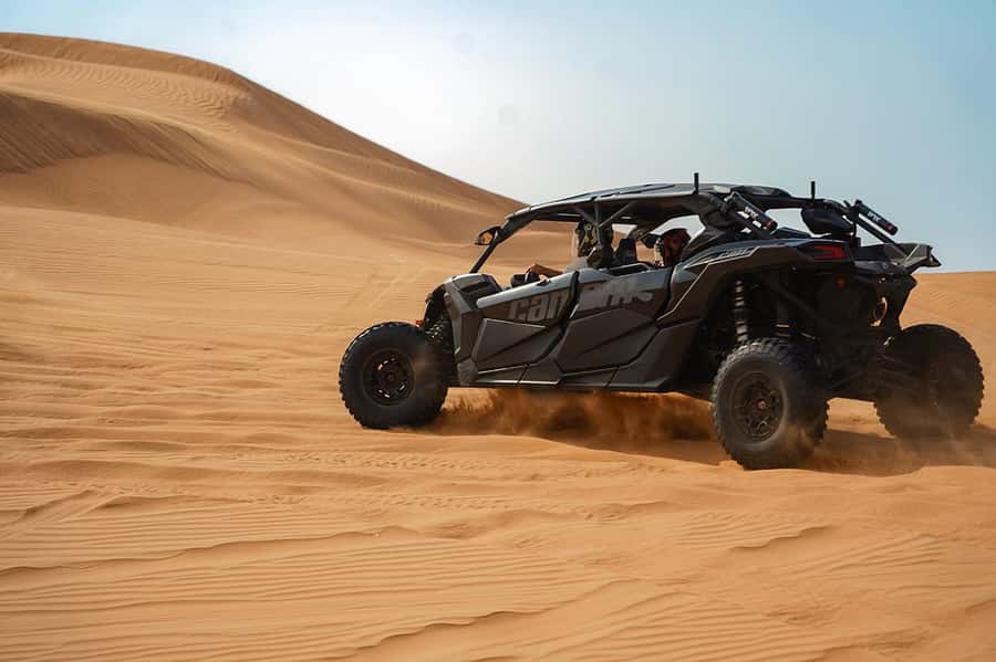 Dubai: Quad Bike, Dune Buggy, and Sandboarding Experience - The photo stop: where your guide helps you get shots