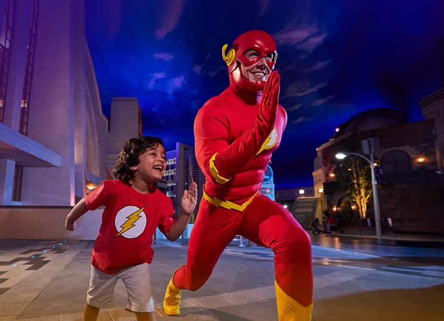 Dubai: Sheikh Zayed Mosque & Ferrari World Entry w/ Transfer - Who should book this Sheikh Zayed + park day