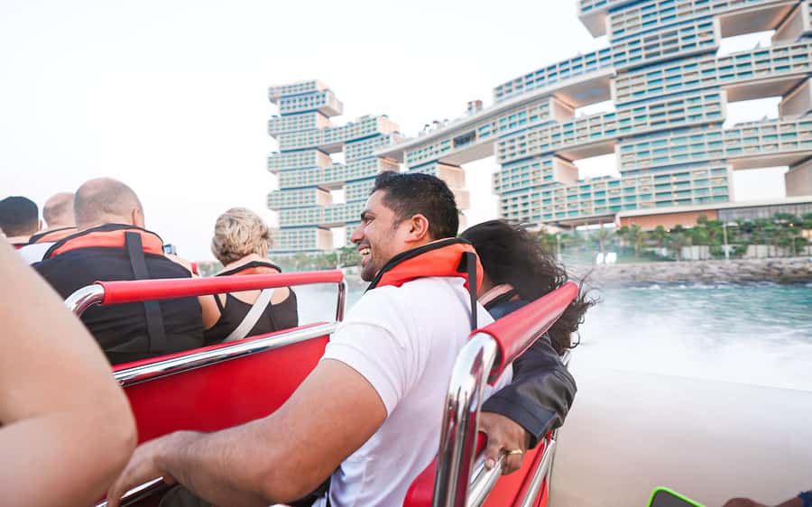 Dubai: Sightseeing Speedboat Tour with Live Tour Guide - Atlantis The Palm: when the photos become the reason for the trip