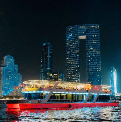 Dubai: Sunset or Dinner Cruise with Live Music & Open Bar - Two decks, one skyline: choosing your seat for sunset and photos
